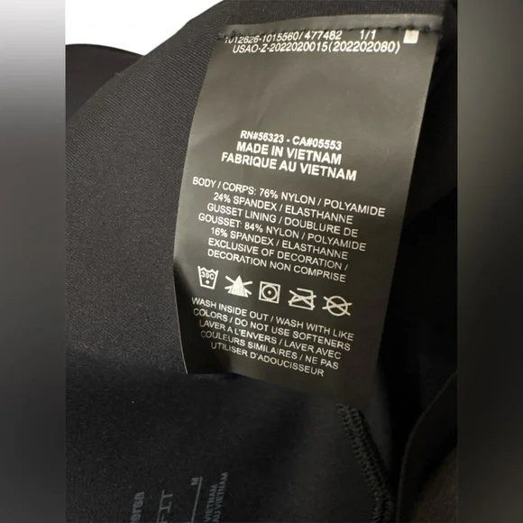 NWOT Nike Universal Dri-Fit 7/8 Leggings- Medium - Picture 6 of 10